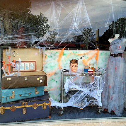 Willetton Halloween window display