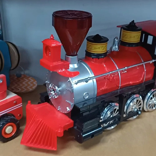 Toy steam train