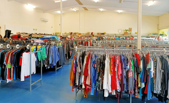 Blog Albany 2 clothes racks